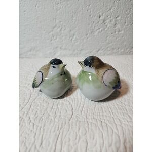 Ceramic Bird Salt and Pepper Shakers Vintage.